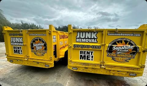 Driveway-safe dump trailer rental dispatched from Coral Springs, FL