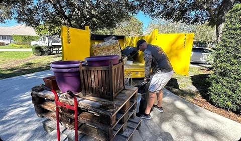 Junk removal dispatched from Coral Springs, FL